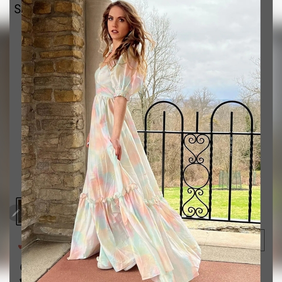 Selkie Chalk Ritz Gown - Picture 4 of 16